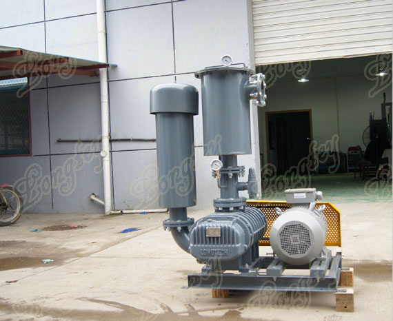 龍鐵真空泵.jpg 龍鐵真空泵.jpg