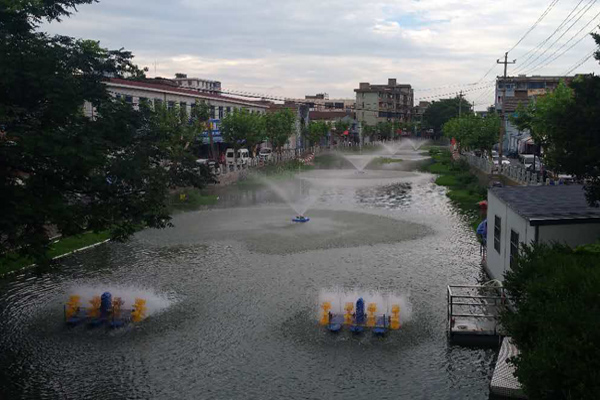 蕭山沉水鼓風(fēng)機(jī).jpg 蕭山沉水鼓風(fēng)機(jī).jpg